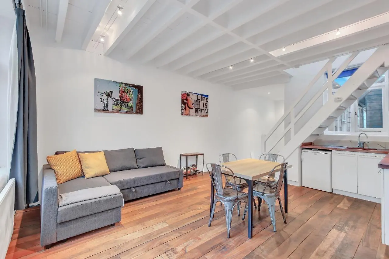 Stunning Shoreditch Loft Warehouse Style Apartment London